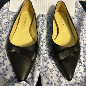 NWOB Sarah Flint Natalie black vachetta leather flats. Size 36